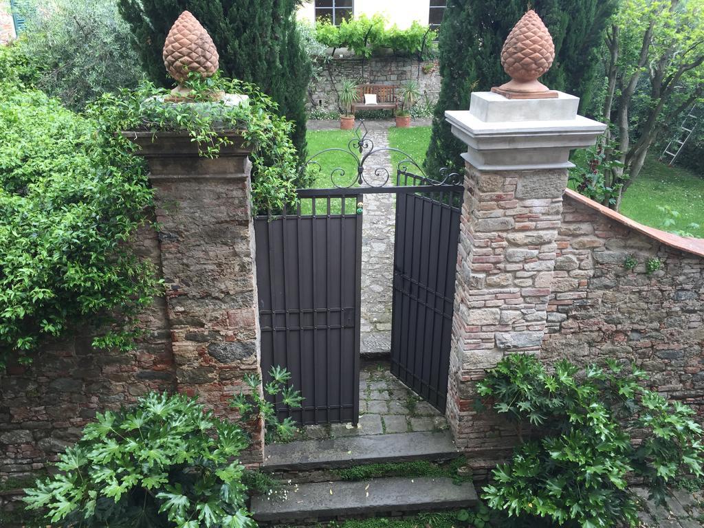 Antica Casa "Le Rondini" Acomodação com café da manhã Borgo a Buggiano Exterior foto