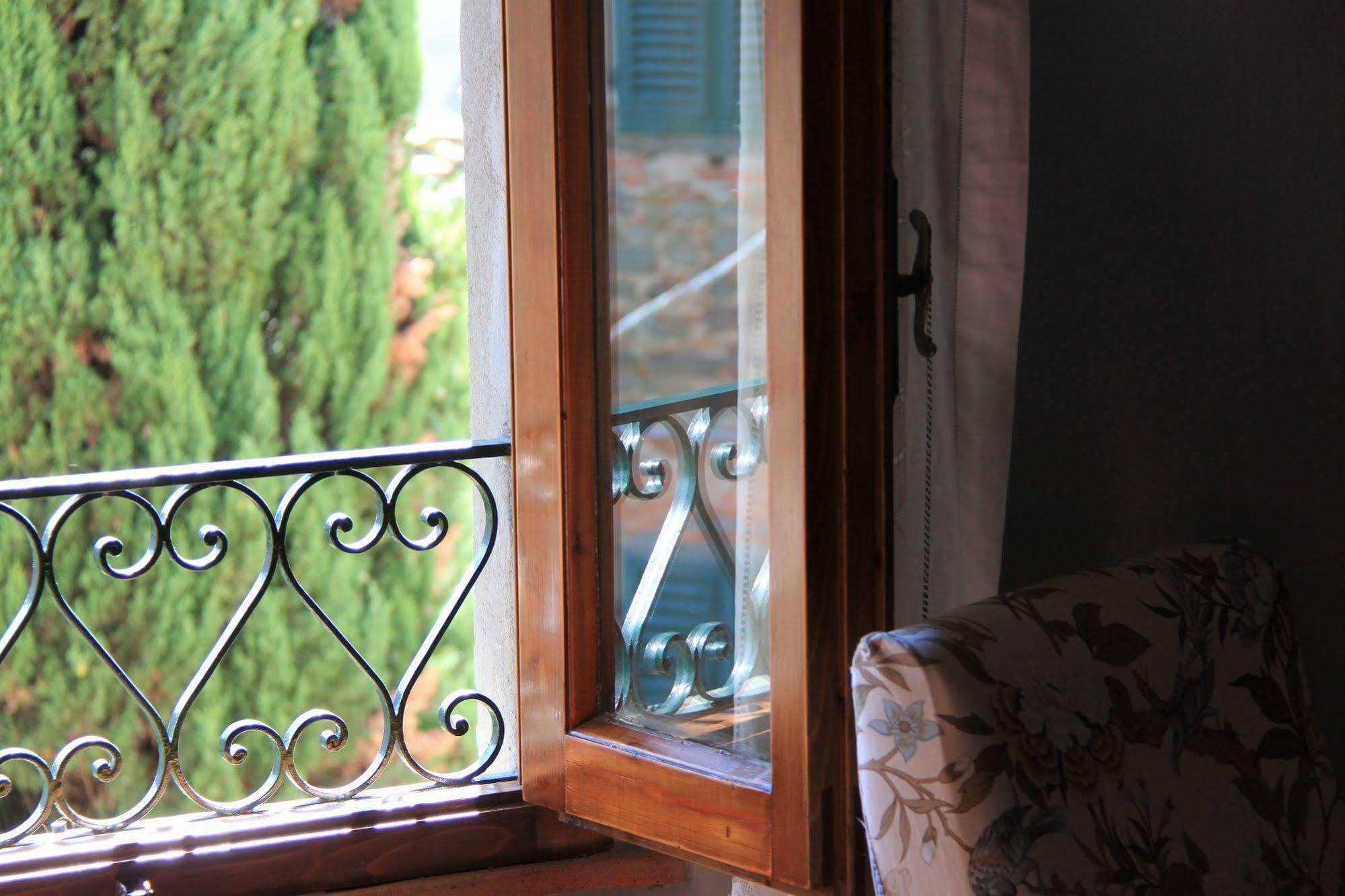 Antica Casa "Le Rondini" Acomodação com café da manhã Borgo a Buggiano Exterior foto